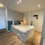 Hill4 Apartment
